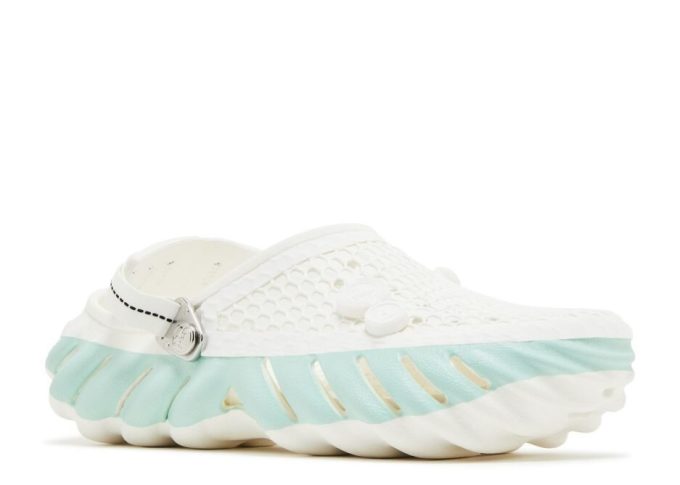 Kanghyuk x Echo Clog “White Blue” Kanghyuk x Echo Clog “White Blue”